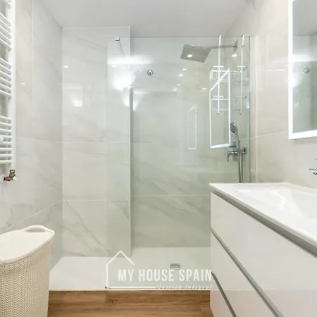 Myhousespain - Hermosa Casa Con Jardin En Tatil Evi