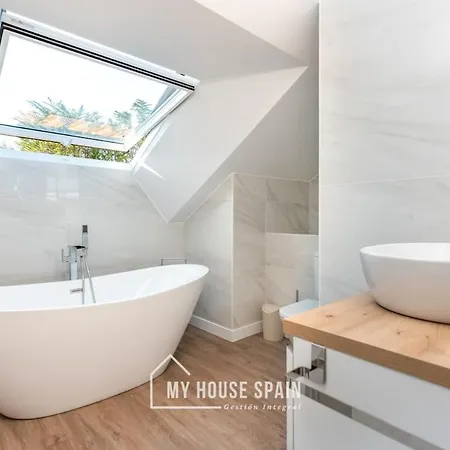 Dom wakacyjny Myhousespain - Hermosa Casa Con Jardin En Gijón