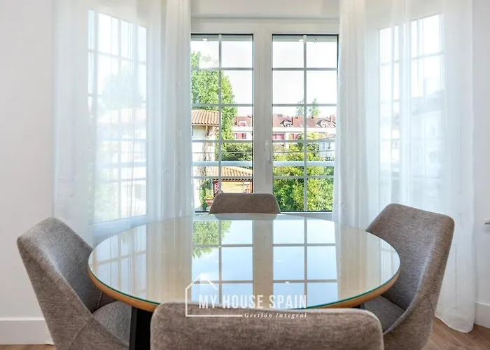 Myhousespain - Hermosa Casa Con Jardin En גיחון