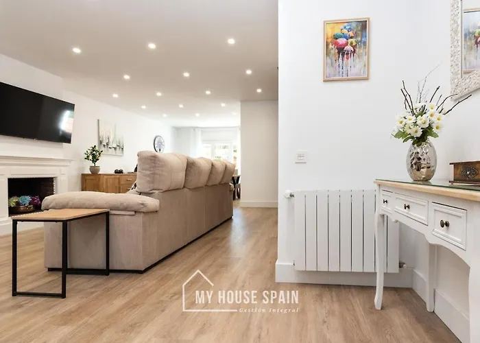 Myhousespain - Hermosa Casa Con Jardin En גיחון