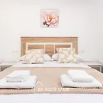 Myhousespain - Hermosa Casa Con Jardín En *