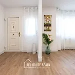 Сasa de vacaciones Myhousespain - Hermosa Casa Con Jardín En
